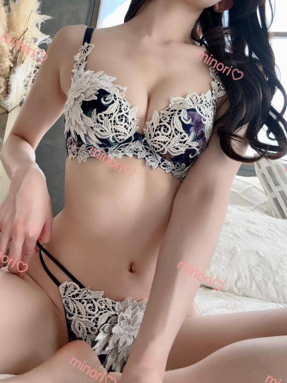 君嶋みのりpicture
