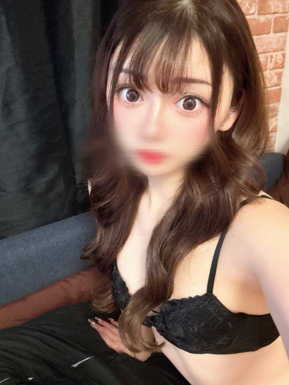 愛咲まりなpicture