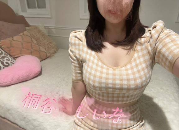 桐谷しいなpicture